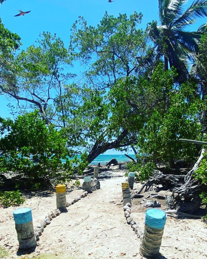 Islander House On Rocky Cay Beach Сан-Андрес Экстерьер фото